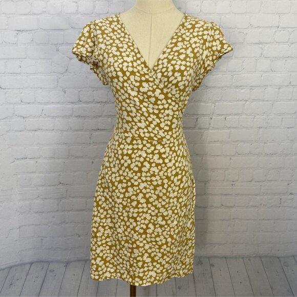 aerie Dresses & Skirts - CLEARANCE Aerie Large Yellow White Floral Wrap Mini Dress